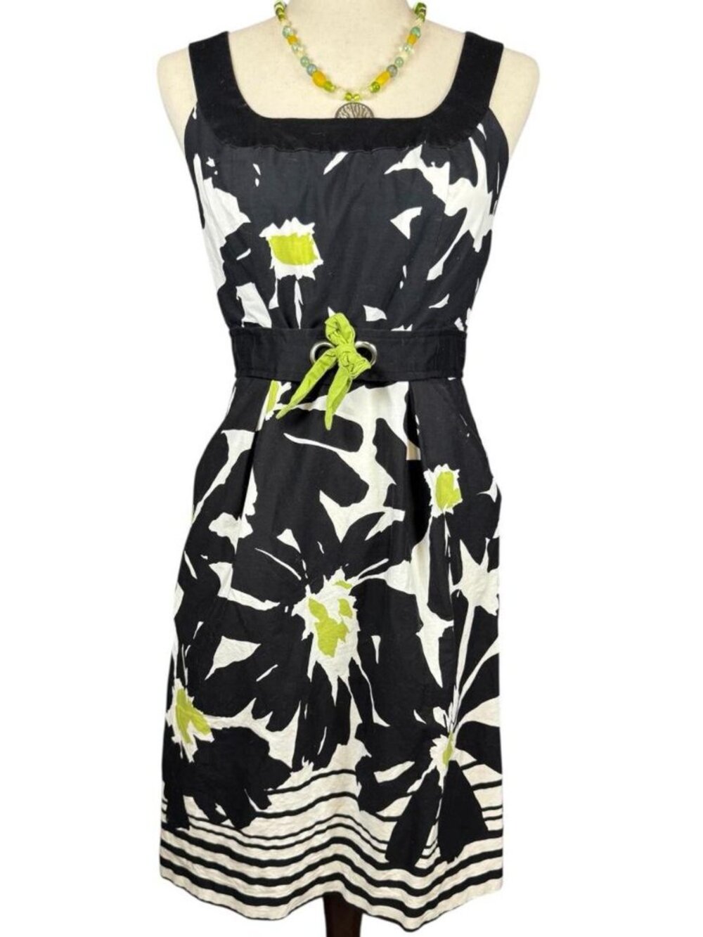 R&K Originals Black and White Summer Floral Dress